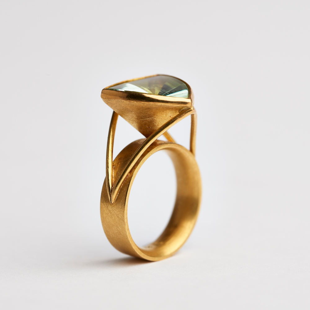 Ring aus 900 Gold mit Beryll