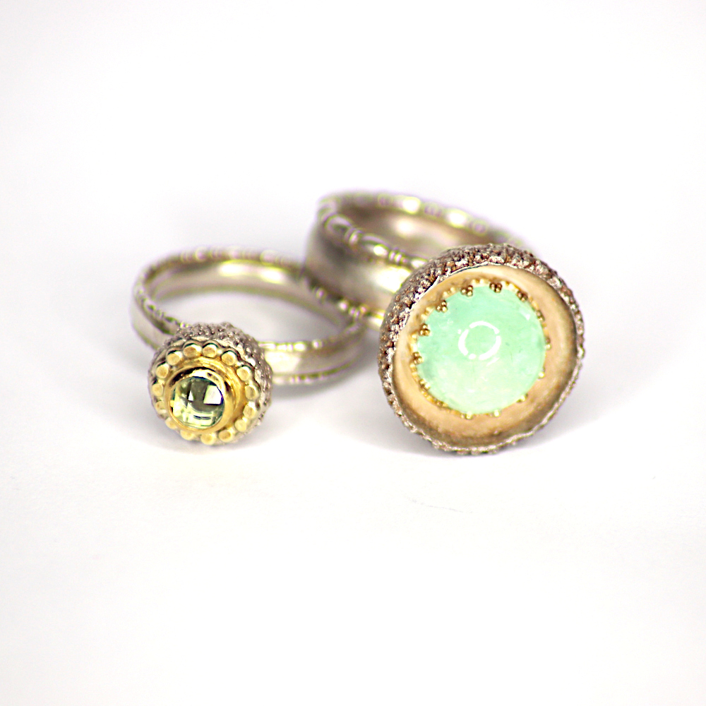 Ring "Cupula" mit sibirischem Smaragd und Ring Cupula mit Prasiolith