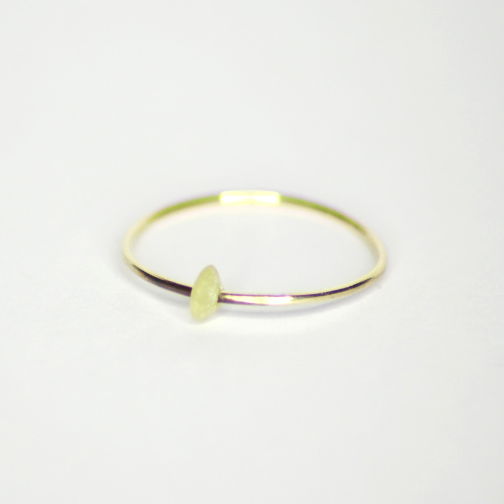 Ring aus 585 Recycling-Gold mit beweglichem Serpentin